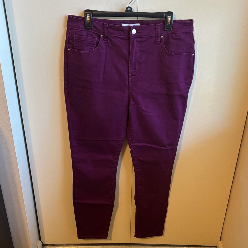 Zenana Women's XL Deep Plum Skinny Jeans